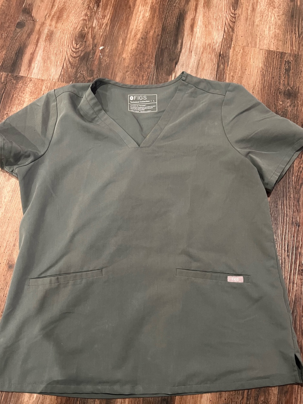 Figs Spruce Green V‑Neck Short Sleeve Scrub Top
